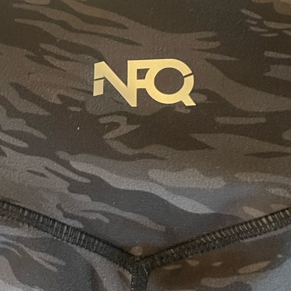 NFQ black camo leggings - Picture 4 of 5